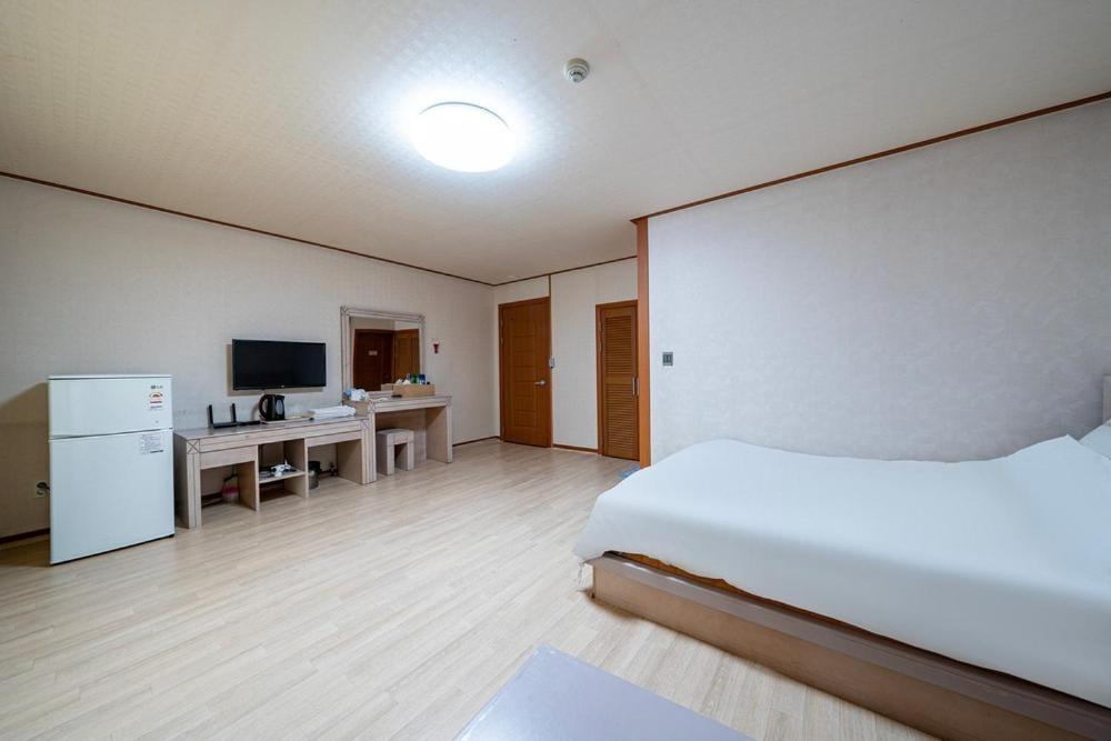 Oceanview Resortel Boryeong Exterior foto