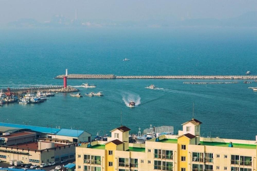 Oceanview Resortel Boryeong Exterior foto